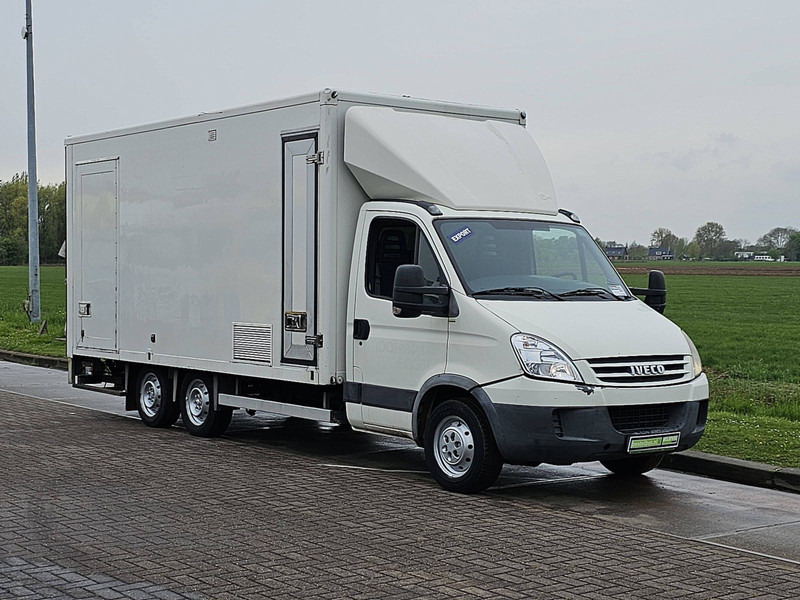 Iveco Daily 35S14 BE-COMBI Laadklep! - Closed box van: picture 5 Iveco Daily 35S14 BE-COMBI Laadklep! - Closed box van: picture 5