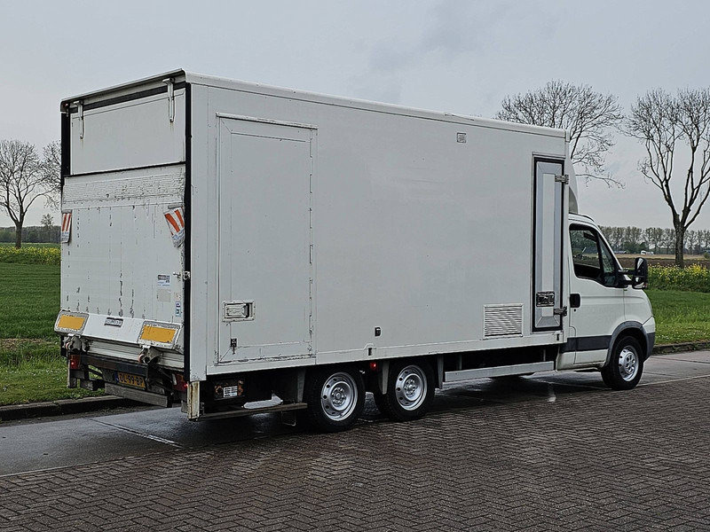 Iveco Daily 35S14 BE-COMBI Laadklep! - Closed box van: picture 3 Iveco Daily 35S14 BE-COMBI Laadklep! - Closed box van: picture 3