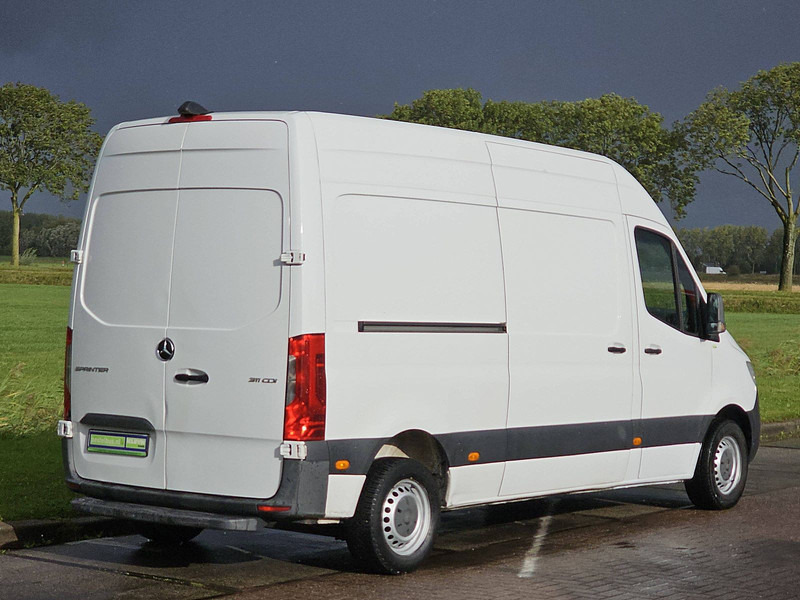 Mercedes-Benz Sprinter 311 CDI L2H2 - Panel van: picture 3 Mercedes-Benz Sprinter 311 CDI L2H2 - Panel van: picture 3