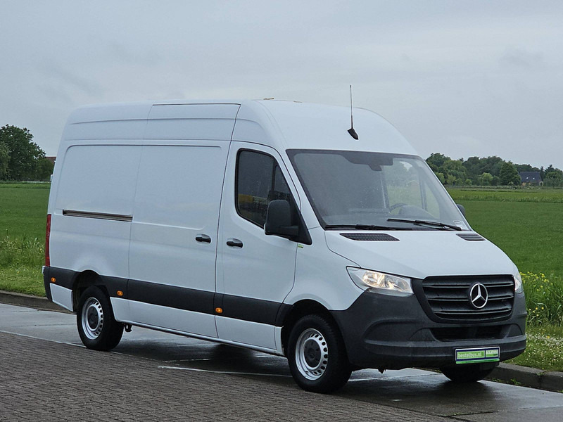 Mercedes-Benz Sprinter 314 L2H2 Mbux Automaat! - Small van: picture 5 Mercedes-Benz Sprinter 314 L2H2 Mbux Automaat! - Small van: picture 5