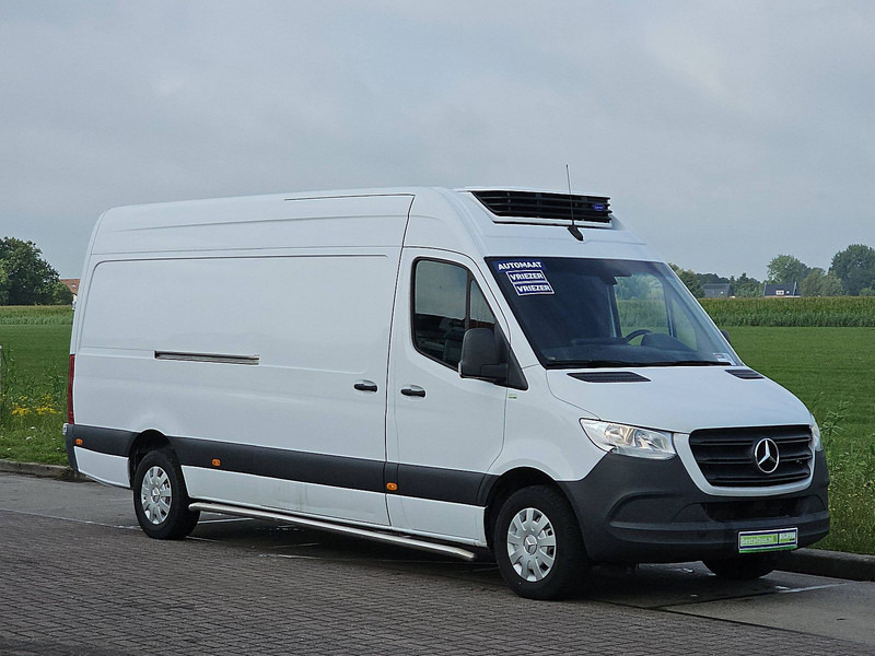 Mercedes-Benz Sprinter 315 L3H2 Koeling Vriezer - Refrigerated delivery van: picture 5 Mercedes-Benz Sprinter 315 L3H2 Koeling Vriezer - Refrigerated delivery van: picture 5