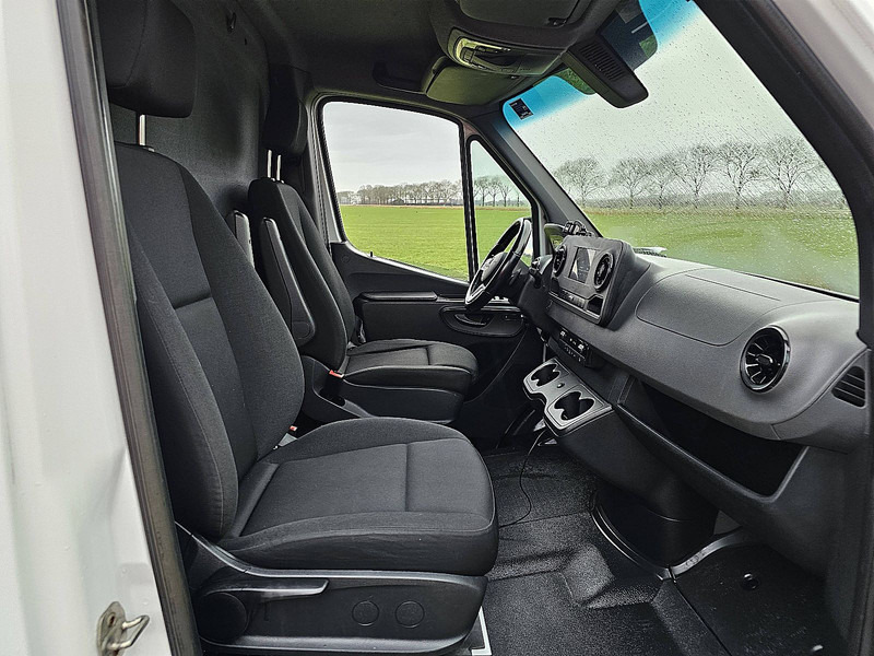 Mercedes-Benz Sprinter 316 CDI AUT. L2H2 leasing Mercedes-Benz Sprinter 316 CDI AUT. L2H2: picture 7 Mercedes-Benz Sprinter 316 CDI AUT. L2H2 leasing Mercedes-Benz Sprinter 316 CDI AUT. L2H2: picture 7