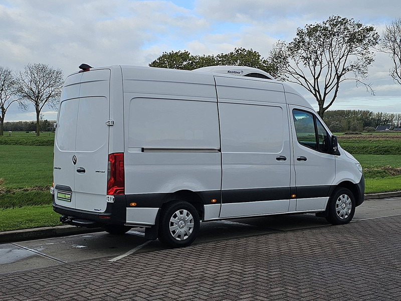 Mercedes-Benz Sprinter 316 L2H2 Koelwagen Mbux - Refrigerated delivery van: picture 3 Mercedes-Benz Sprinter 316 L2H2 Koelwagen Mbux - Refrigerated delivery van: picture 3
