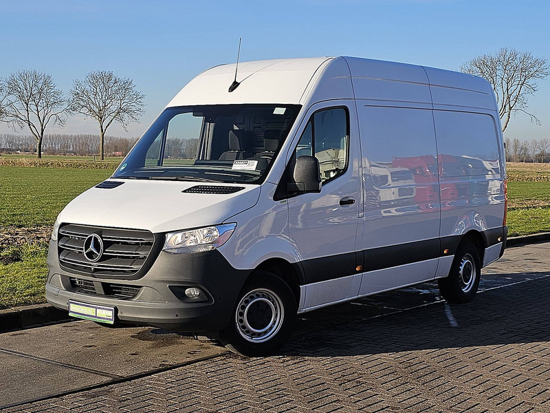 Mercedes-Benz Sprinter 317 L2H2 Navi 360 Gr.Cam - Panel van: picture 2 Mercedes-Benz Sprinter 317 L2H2 Navi 360 Gr.Cam - Panel van: picture 2