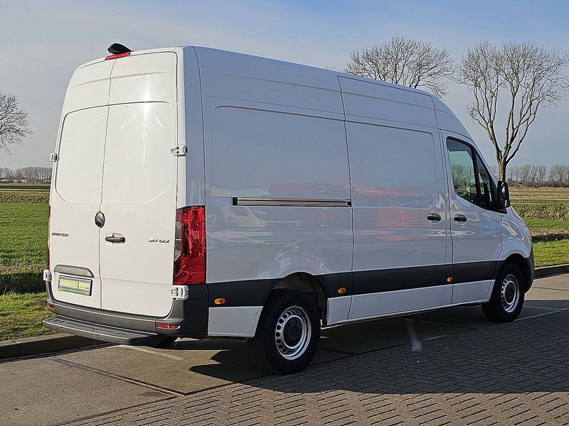 Mercedes-Benz Sprinter 317 L2H2 RWD Automaat - Panel van: picture 3 Mercedes-Benz Sprinter 317 L2H2 RWD Automaat - Panel van: picture 3