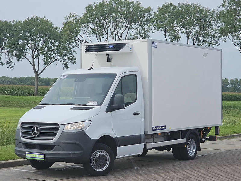 Mercedes-Benz Sprinter 516 CDI FRIGO LAADKLEP - Refrigerated delivery van: picture 2 Mercedes-Benz Sprinter 516 CDI FRIGO LAADKLEP - Refrigerated delivery van: picture 2