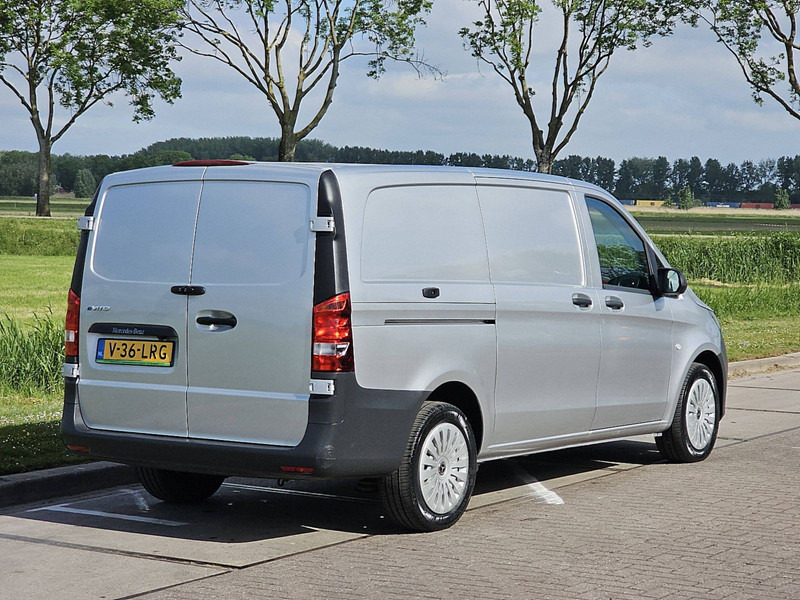 Mercedes-Benz eVito L2 66 kWh Long Range - Small van, Electric van: picture 3 Mercedes-Benz eVito L2 66 kWh Long Range - Small van, Electric van: picture 3