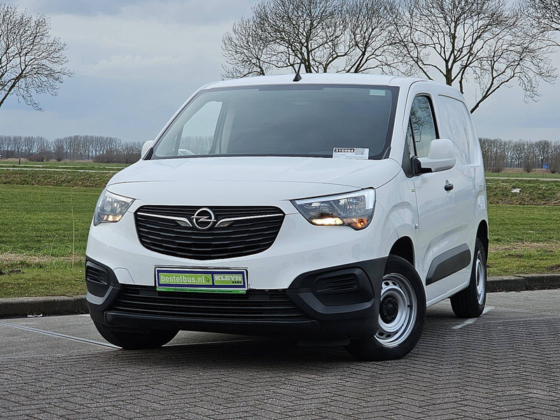 Opel Combo 1.5 L1 Euro6 Trekhaak AC - Closed box van: picture 1 Opel Combo 1.5 L1 Euro6 Trekhaak AC - Closed box van: picture 1