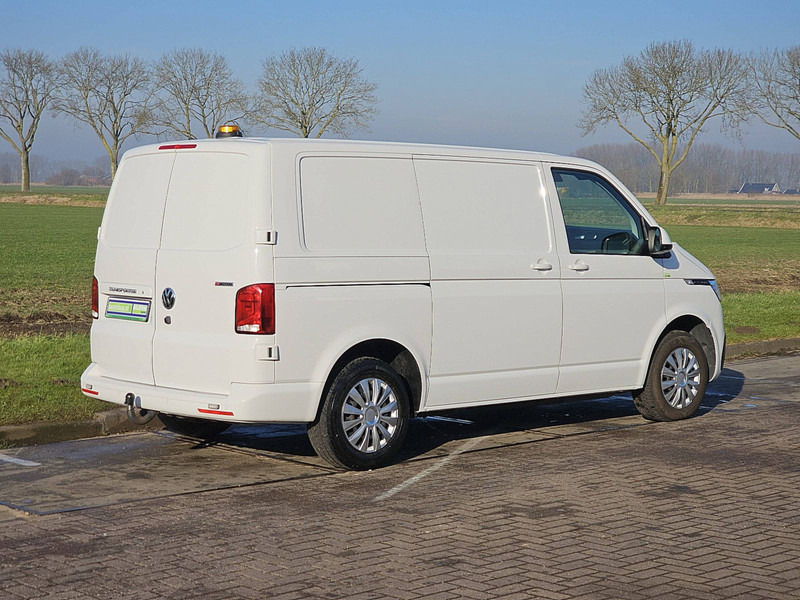 Volkswagen Transporter 2.0 TDI L1H1 4MOTION LED! - Small van: picture 3 Volkswagen Transporter 2.0 TDI L1H1 4MOTION LED! - Small van: picture 3
