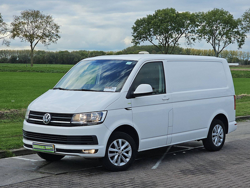 Volkswagen Transporter 2.0 TDI L1H1 Airco Euro6 NAP - Small van: picture 2 Volkswagen Transporter 2.0 TDI L1H1 Airco Euro6 NAP - Small van: picture 2