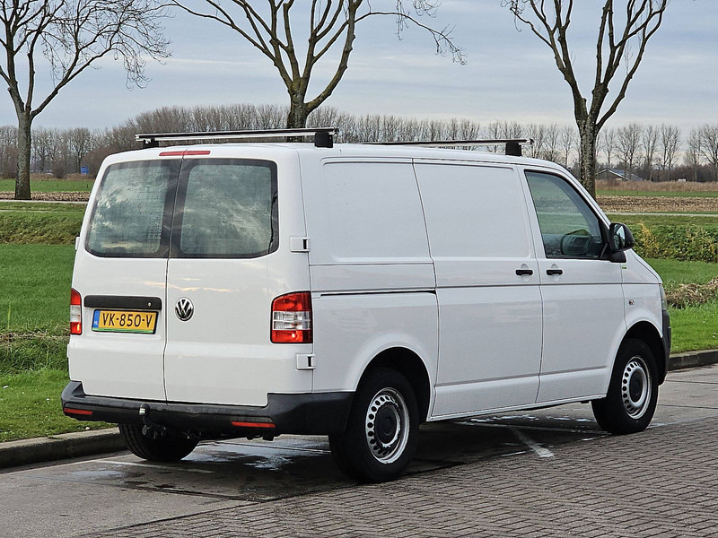 Volkswagen Transporter 2.0 TDI - Small van: picture 3 Volkswagen Transporter 2.0 TDI - Small van: picture 3