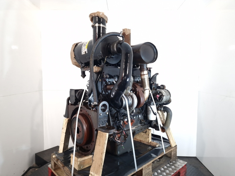 CNH F4HE9684E*J102 667TA EBD Engine (Plant) - Engine for Construction machinery: picture 1 CNH F4HE9684E*J102 667TA EBD Engine (Plant) - Engine for Construction machinery: picture 1