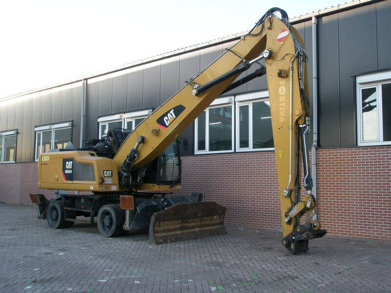 Caterpillar MH3024 - Waste/ Industry handler: picture 4 Caterpillar MH3024 - Waste/ Industry handler: picture 4