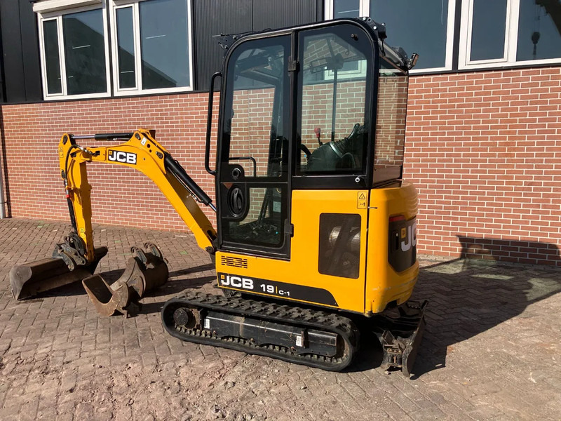 JCB 19C-1 - Mini excavator: picture 2 JCB 19C-1 - Mini excavator: picture 2