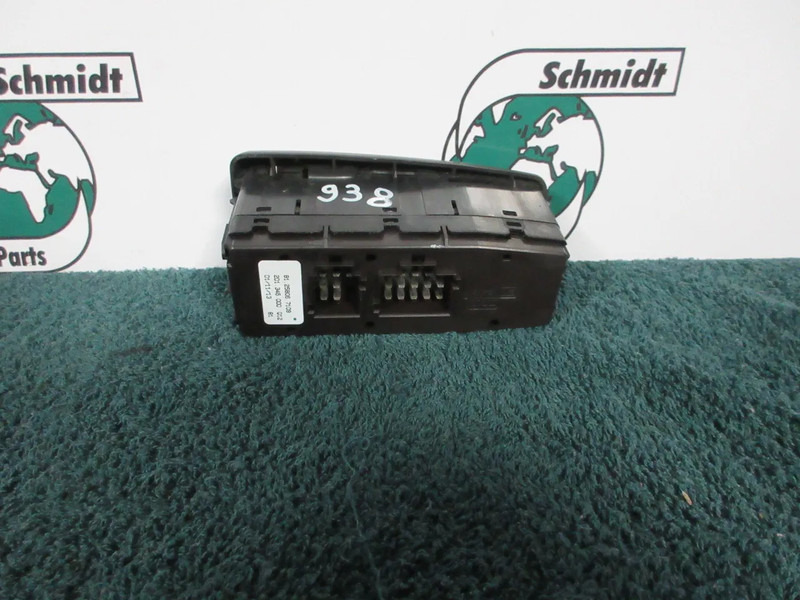 MAN 81.25806-7109 RAAMMODULEN MAN TGX EURO 6 - Electrical system for Truck: picture 2 MAN 81.25806-7109 RAAMMODULEN MAN TGX EURO 6 - Electrical system for Truck: picture 2