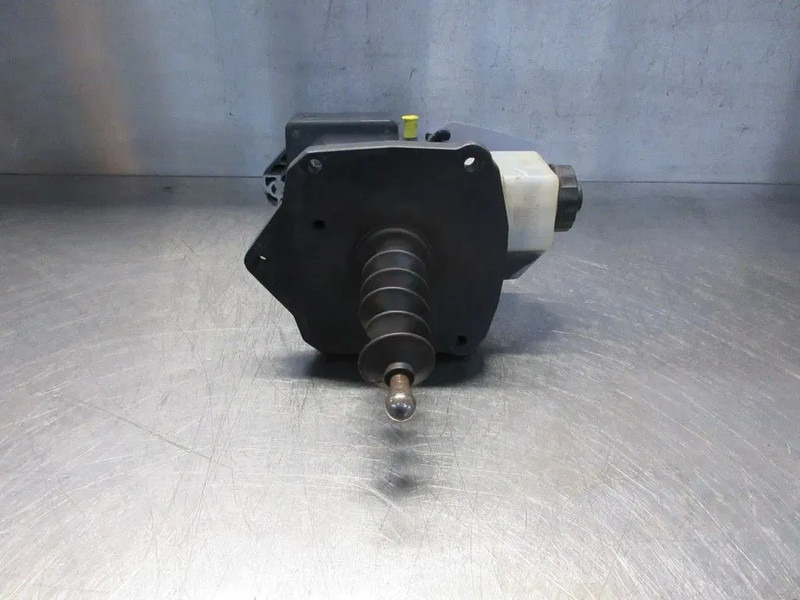 MAN 81.30725-6124 / 81.30725-6126 MAN KOPPELINGPOMP MODULEN EURO 6 - Clutch and parts for Truck: picture 2 MAN 81.30725-6124 / 81.30725-6126 MAN KOPPELINGPOMP MODULEN EURO 6 - Clutch and parts for Truck: picture 2