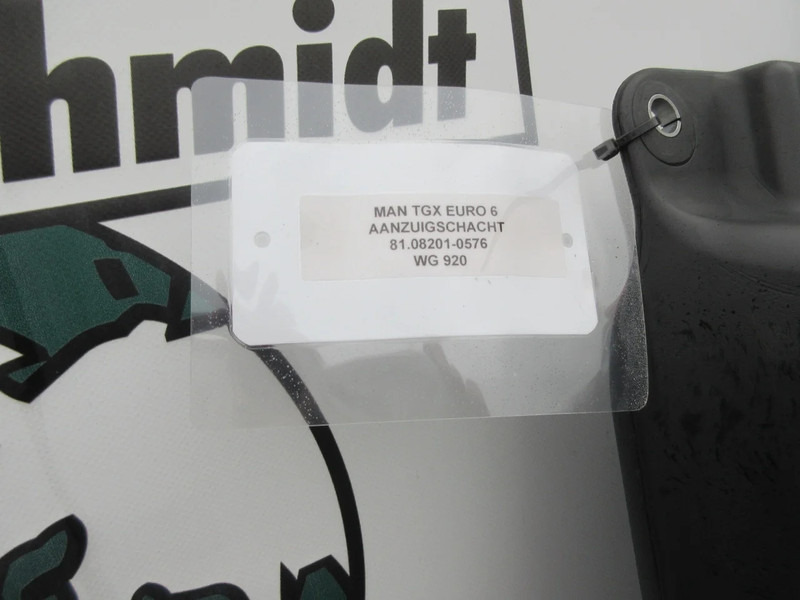 MAN TGX 81.08201-0576 AANZUIGSCHACHT EURO 6 - Air filter for Truck: picture 3 MAN TGX 81.08201-0576 AANZUIGSCHACHT EURO 6 - Air filter for Truck: picture 3