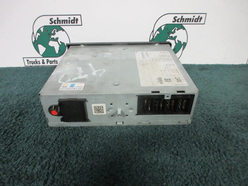 Mercedes-Benz A 002 446 36 33 TACHOGRAAF MERCEDES MP4 MODEL 2020 - Electrical system for Truck: picture 3 Mercedes-Benz A 002 446 36 33 TACHOGRAAF MERCEDES MP4 MODEL 2020 - Electrical system for Truck: picture 3