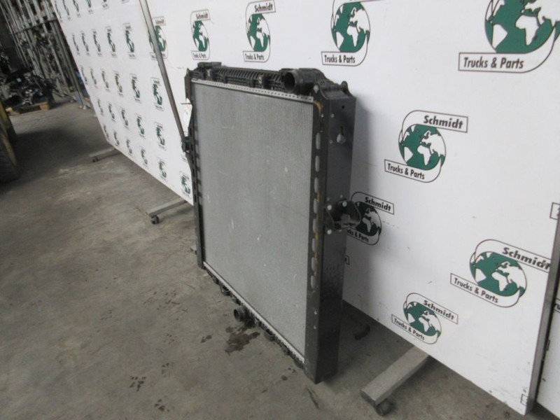 Mercedes-Benz A 960 500 08 01// A 960 500 00 02 RADIATEUR EURO 6 EURO 6 - Radiator for Truck: picture 2 Mercedes-Benz A 960 500 08 01// A 960 500 00 02 RADIATEUR EURO 6 EURO 6 - Radiator for Truck: picture 2
