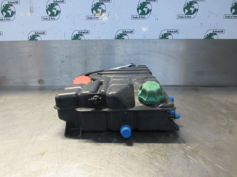 Mercedes-Benz A 970 500 02 49 EXPANSIEVAT - Expansion tank for Truck: picture 2 Mercedes-Benz A 970 500 02 49 EXPANSIEVAT - Expansion tank for Truck: picture 2