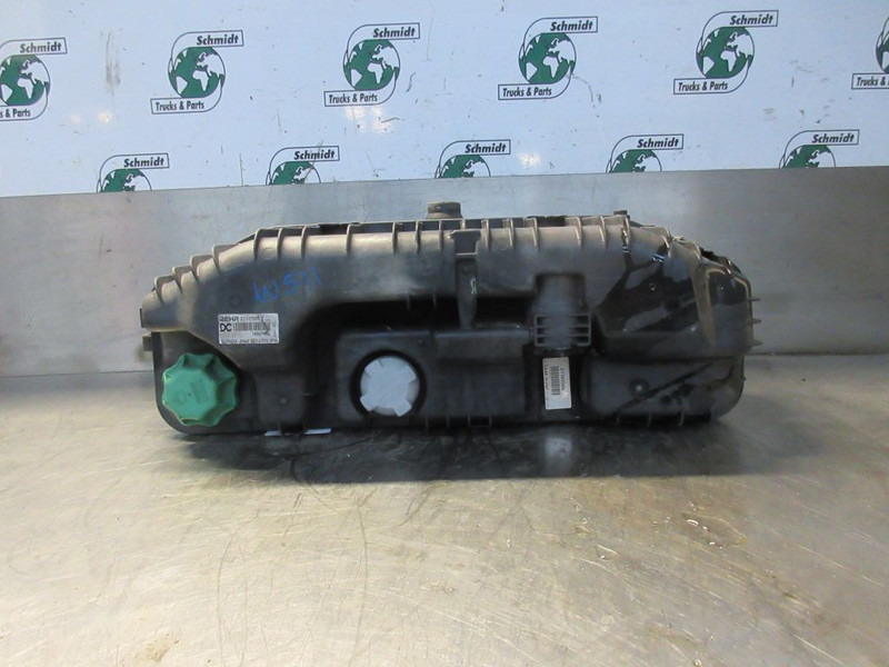 Mercedes-Benz ANTOS A 960 501 47 01 EXPANSIEVAT EURO 6 - Expansion tank for Truck: picture 2 Mercedes-Benz ANTOS A 960 501 47 01 EXPANSIEVAT EURO 6 - Expansion tank for Truck: picture 2