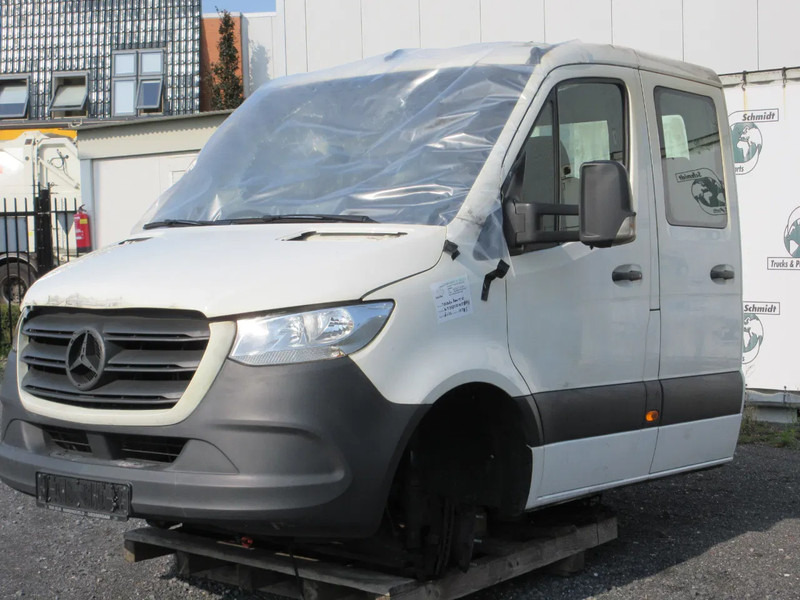 Mercedes-Benz MERCEDES SPRINTER CABINE COMPLEET ZONDER ACHTERCHASSIS - Cab and interior for Commercial vehicle: picture 3 Mercedes-Benz MERCEDES SPRINTER CABINE COMPLEET ZONDER ACHTERCHASSIS - Cab and interior for Commercial vehicle: picture 3