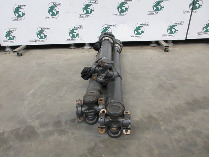 Scania 1758557//1759085//1759140// 3D AANDRIJFAS SCANIA P 410 8X2 MODEL 2023 - Drive shaft for Truck: picture 4 Scania 1758557//1759085//1759140// 3D AANDRIJFAS SCANIA P 410 8X2 MODEL 2023 - Drive shaft for Truck: picture 4