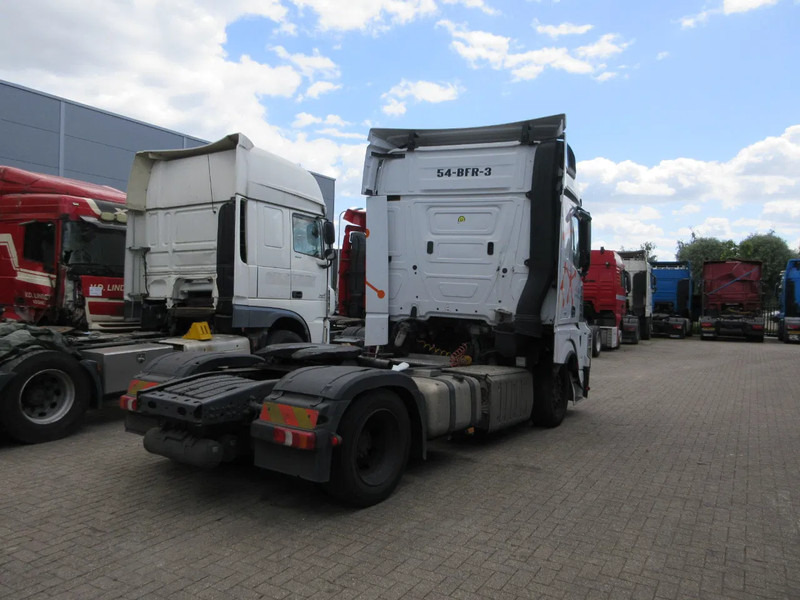 Mercedes-Benz Actros 1942 - Tractor unit: picture 5 Mercedes-Benz Actros 1942 - Tractor unit: picture 5