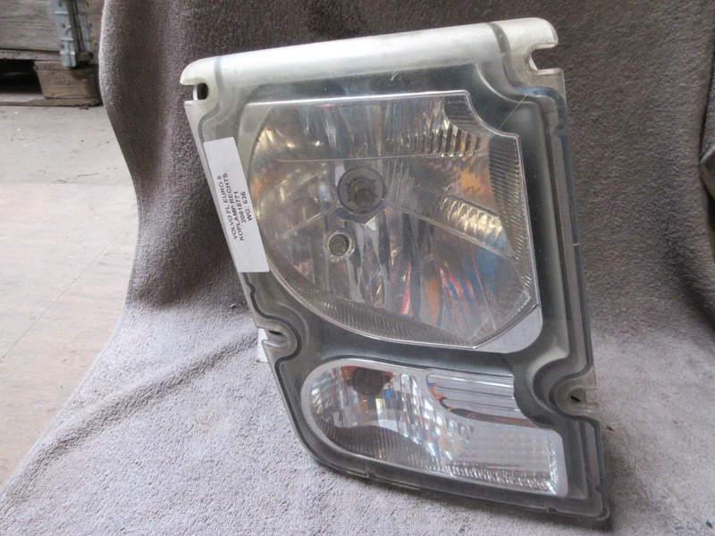 Volvo 20818771 KOPLAMP VOLVO FL EURO 5 RECHTS - Headlight for Truck: picture 3 Volvo 20818771 KOPLAMP VOLVO FL EURO 5 RECHTS - Headlight for Truck: picture 3