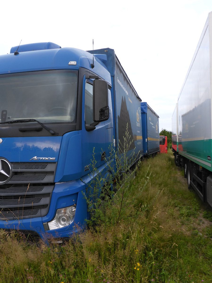Mercedes-Benz 1840 Top Zustand 106 m3 Euro 6 + Anhänger - Curtain side truck: picture 5 Mercedes-Benz 1840 Top Zustand 106 m3 Euro 6 + Anhänger - Curtain side truck: picture 5