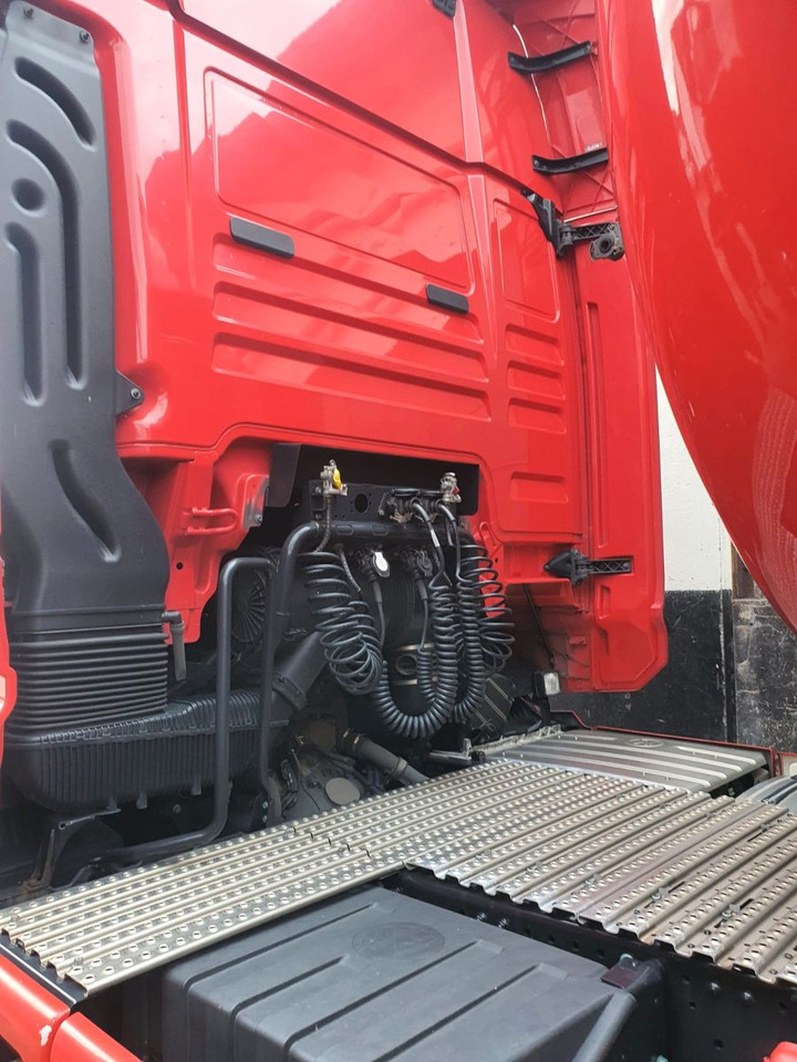 MAN 18.510 + ADR + TÜV/Wartung neu + 351 Tkm + Top - Tractor unit: picture 5 MAN 18.510 + ADR + TÜV/Wartung neu + 351 Tkm + Top - Tractor unit: picture 5