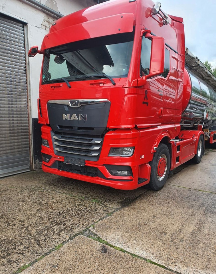 MAN 18.510 + ADR + TÜV/Wartung neu + 351 Tkm + Top - Tractor unit: picture 1 MAN 18.510 + ADR + TÜV/Wartung neu + 351 Tkm + Top - Tractor unit: picture 1