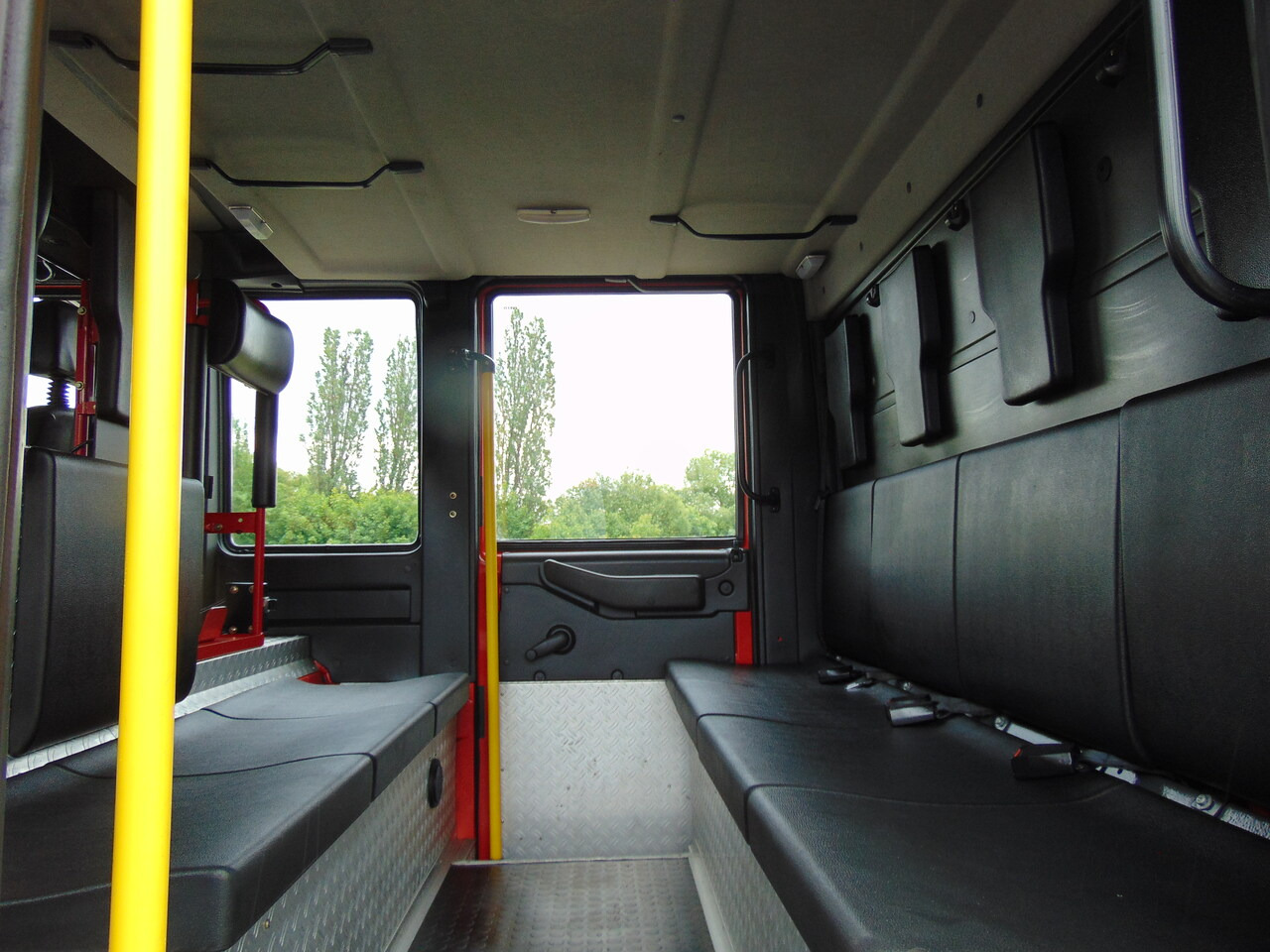 IVECO EuroFire 140E24 4x4 MAGIRUS leasing IVECO EuroFire 140E24 4x4 MAGIRUS: picture 16