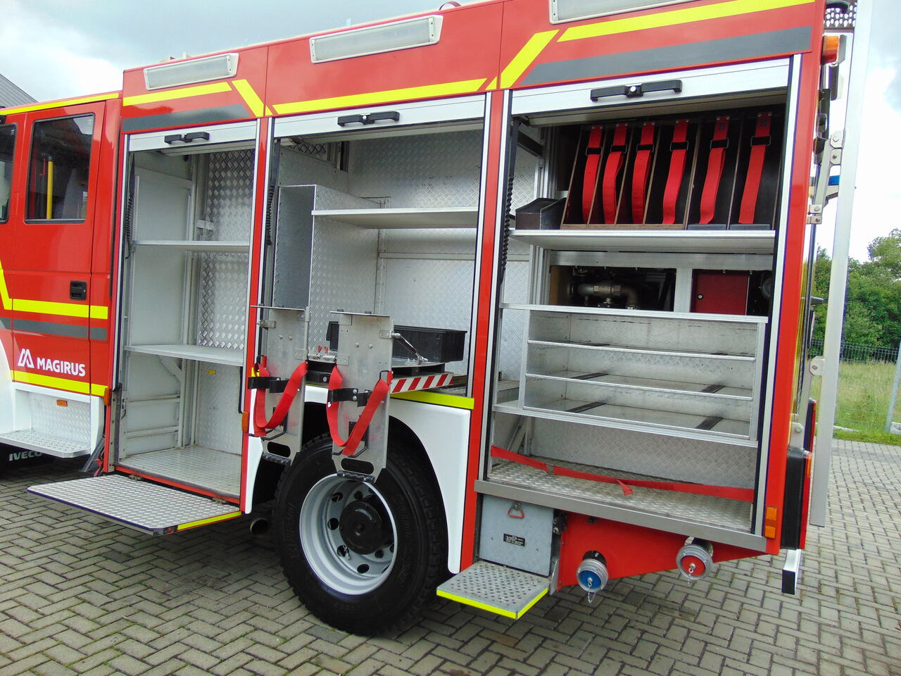 IVECO EuroFire 140E24 4x4 MAGIRUS leasing IVECO EuroFire 140E24 4x4 MAGIRUS: picture 11
