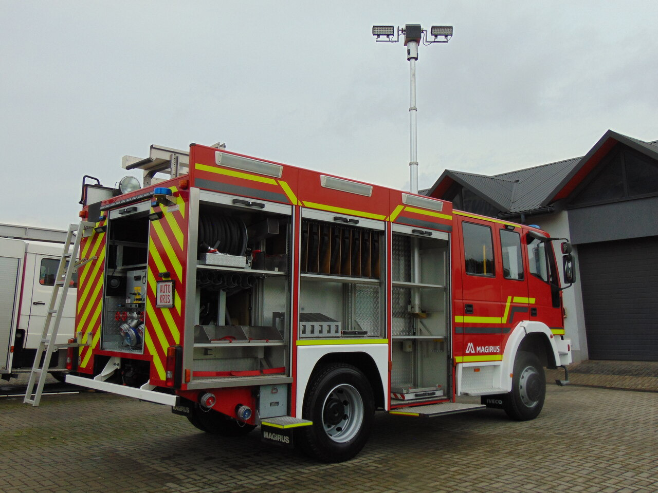 IVECO EuroFire 140E24 4x4 MAGIRUS leasing IVECO EuroFire 140E24 4x4 MAGIRUS: picture 30
