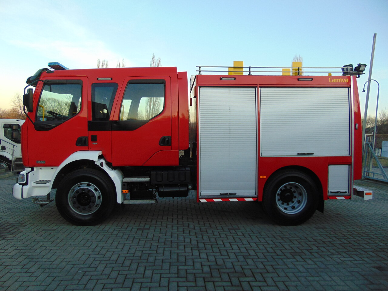 RENAULT Midlum 270dCi Camiva - Fire truck: picture 5 RENAULT Midlum 270dCi Camiva - Fire truck: picture 5