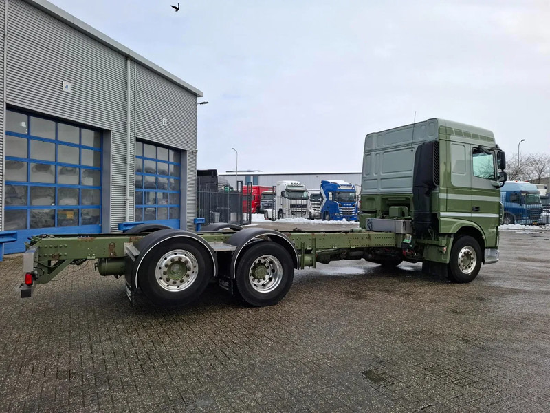 DAF XF106-460 / NL TRUCK / DEB / ACC / LWDS / LIFT+LENKACHSE / TUV:24-02-2026 / PARKCOOL / FIRST OWNER / AUTOMATIC / EURO-6 / 2015 - Cab chassis truck: picture 5 DAF XF106-460 / NL TRUCK / DEB / ACC / LWDS / LIFT+LENKACHSE / TUV:24-02-2026 / PARKCOOL / FIRST OWNER / AUTOMATIC / EURO-6 / 2015 - Cab chassis truck: picture 5