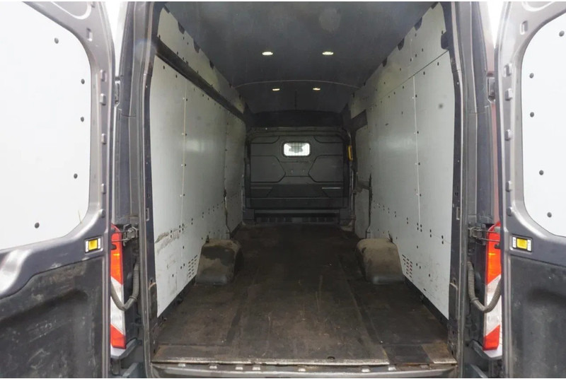 Ford Transit L4 / DOUBLE AIR REAR / ONLY:164649 KM / ENGINE IS LOOSE BUT DONT' START / MANUAL / EURO-6 / 2017 leasing Ford Transit L4 / DOUBLE AIR REAR / ONLY:164649 KM / ENGINE IS LOOSE BUT DONT' START / MANUAL / EURO-6 / 2017: picture 11