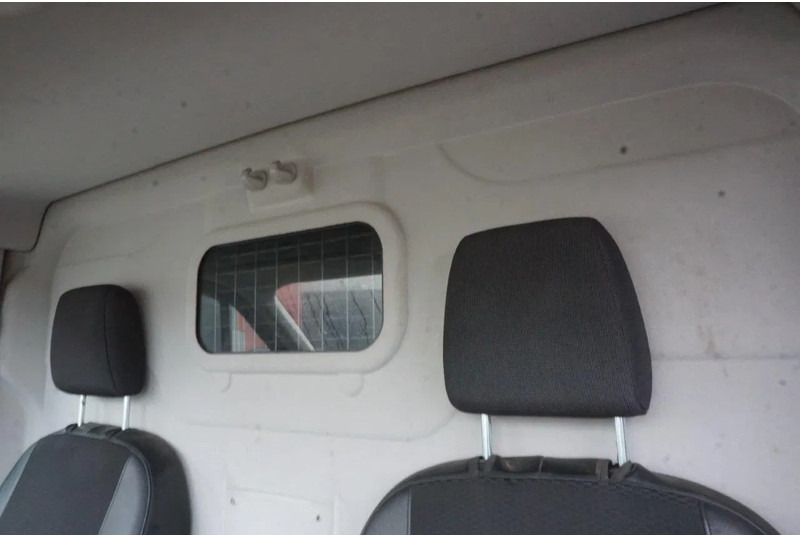 Ford Transit L4 / DOUBLE AIR REAR / ONLY:164649 KM / ENGINE IS LOOSE BUT DONT' START / MANUAL / EURO-6 / 2017 leasing Ford Transit L4 / DOUBLE AIR REAR / ONLY:164649 KM / ENGINE IS LOOSE BUT DONT' START / MANUAL / EURO-6 / 2017: picture 10