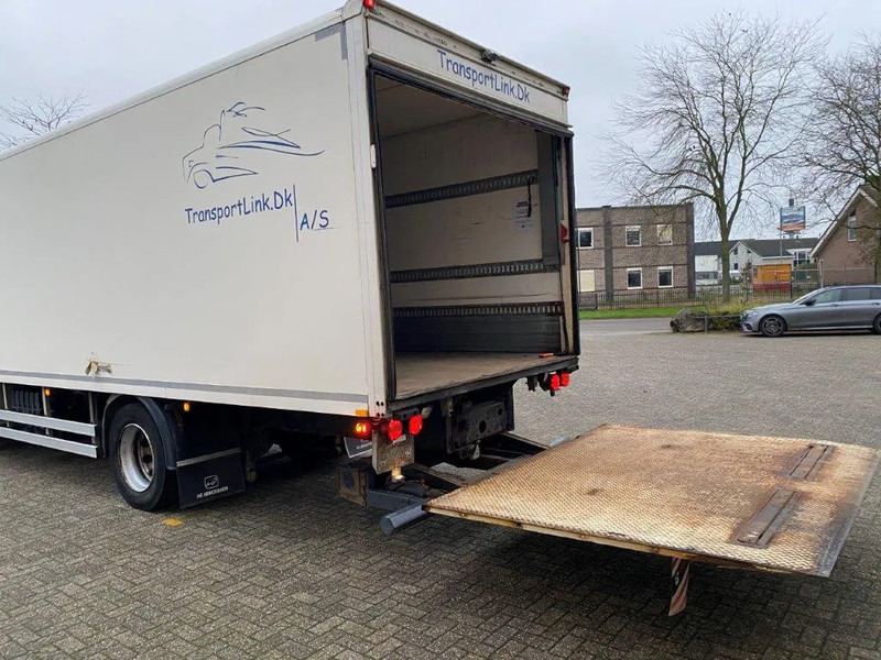 MAN TGS18.360 / HEATED BOX / FULL-AIR / PLATFORM / ONLY:392217 KM / MANUAL / EURO-4 / 2008 - Box truck: picture 4 MAN TGS18.360 / HEATED BOX / FULL-AIR / PLATFORM / ONLY:392217 KM / MANUAL / EURO-4 / 2008 - Box truck: picture 4
