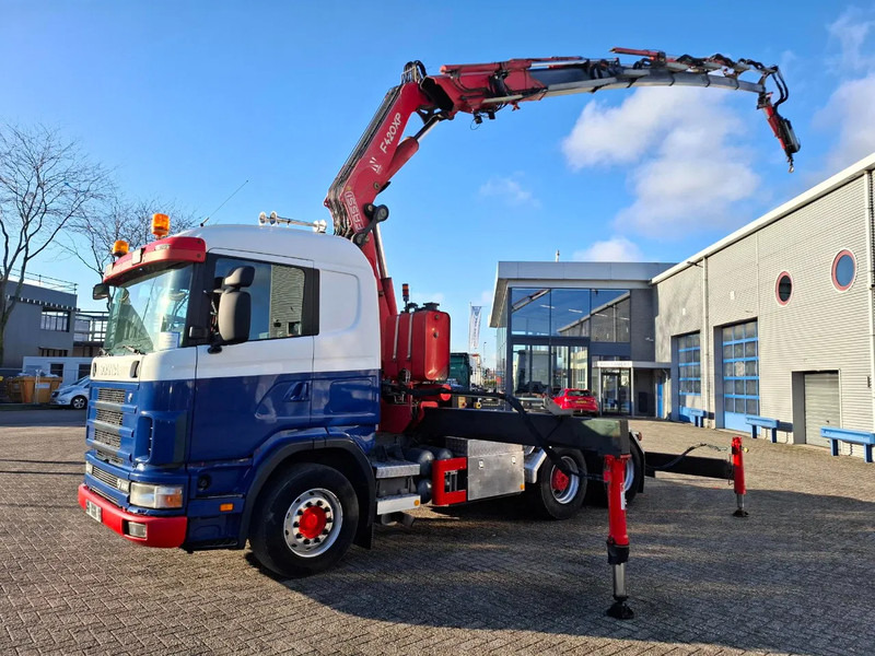 Scania 164L-480 V8 / RETARDER / 2XBIG AXLE / FASSI F420XP / JIB / 27,05 METER / REMOTE / 635772 KM / MANUAL / EURO-3 / 2002 - Crane truck: picture 1 Scania 164L-480 V8 / RETARDER / 2XBIG AXLE / FASSI F420XP / JIB / 27,05 METER / REMOTE / 635772 KM / MANUAL / EURO-3 / 2002 - Crane truck: picture 1