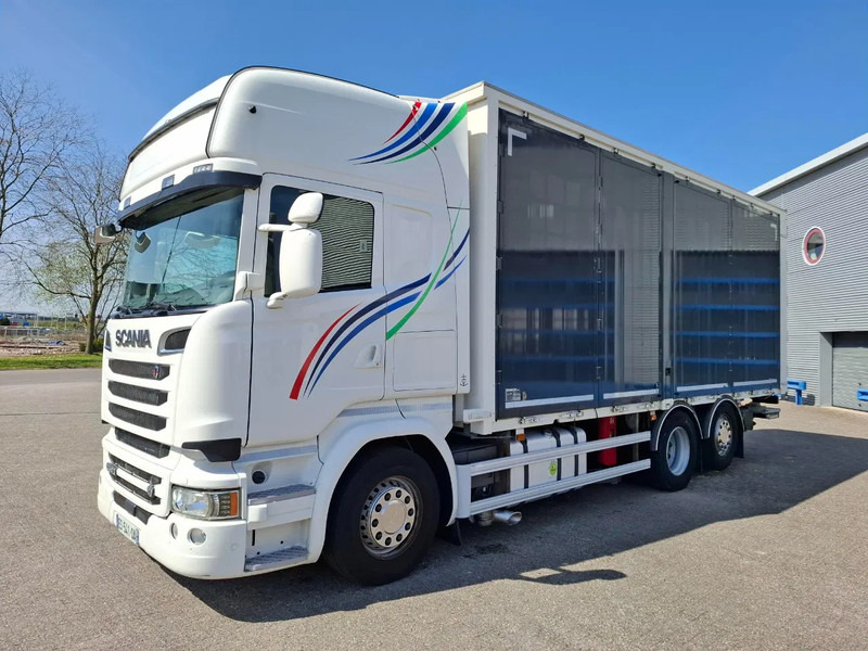 Scania R580 V8 / RETARDER / DOUBLE TANK / PARKCOOL / FULL-AIR / 2SIDE OPEN / PLATFORM 1500 KG / TUV:20-10-2025 / NAVI / LWDS / FRIDGE / - Box truck: picture 1 Scania R580 V8 / RETARDER / DOUBLE TANK / PARKCOOL / FULL-AIR / 2SIDE OPEN / PLATFORM 1500 KG / TUV:20-10-2025 / NAVI / LWDS / FRIDGE / - Box truck: picture 1