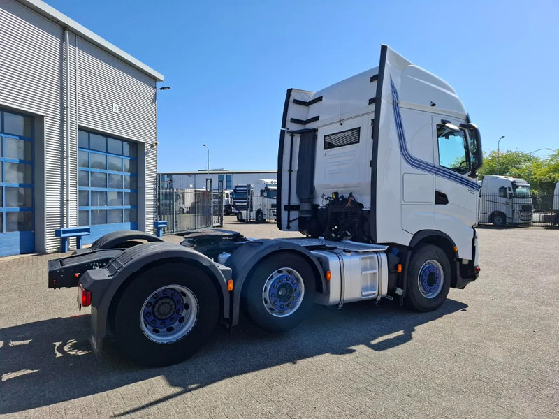 Iveco Stralis S-Way 510 / NL TRUCK / ONLY:469385 KM / TUV:19-07-2026 / LIFT+LENKACHSE / ACC / LWDS / FRIDGE / LEATHER / AUTOMATIC / EU - Tractor unit: picture 5 Iveco Stralis S-Way 510 / NL TRUCK / ONLY:469385 KM / TUV:19-07-2026 / LIFT+LENKACHSE / ACC / LWDS / FRIDGE / LEATHER / AUTOMATIC / EU - Tractor unit: picture 5
