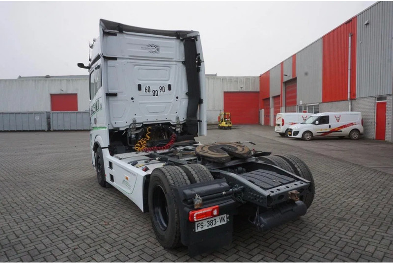 Mercedes-Benz ACTROS 1863 / ENGINE RUNNING / RETARDER/ HYDRAULICS / ONLY: 268593KM / GIGA-SPACE / MIRRORCAM / AUTOMATIC / EURO-6 / 2020 - Tractor unit: picture 5 Mercedes-Benz ACTROS 1863 / ENGINE RUNNING / RETARDER/ HYDRAULICS / ONLY: 268593KM / GIGA-SPACE / MIRRORCAM / AUTOMATIC / EURO-6 / 2020 - Tractor unit: picture 5
