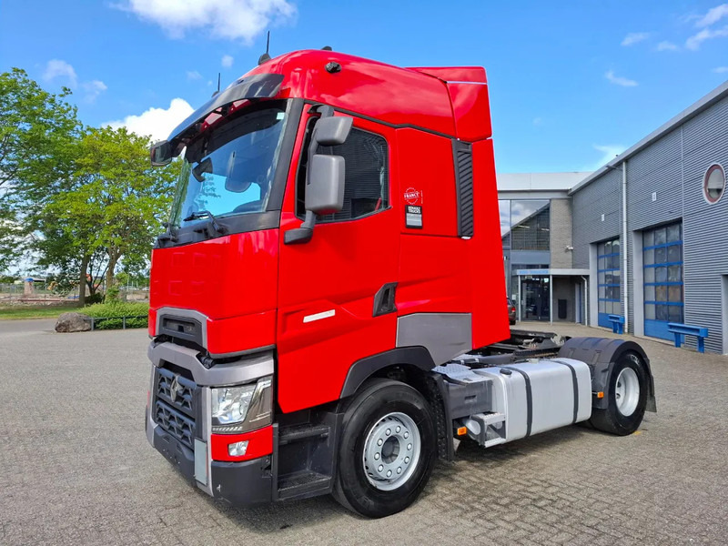 Renault T520 / RETARDER / DOUBLE TANK / TUV:19-03-2026 / PARKCOOL / ACC / LWDS / FRIDGE / AUTOMATIC / EURO-6 / 2019 - Tractor unit: picture 1 Renault T520 / RETARDER / DOUBLE TANK / TUV:19-03-2026 / PARKCOOL / ACC / LWDS / FRIDGE / AUTOMATIC / EURO-6 / 2019 - Tractor unit: picture 1