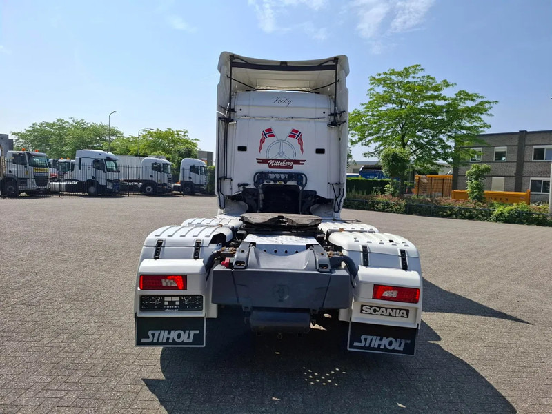 Scania R490 / BOOGIE / ONLY:638592 KM / ALCOA / LEATHER / XENON / SIDESKIRTS / AUTOMATIC / EURO-6 / 2015 - Tractor unit: picture 4 Scania R490 / BOOGIE / ONLY:638592 KM / ALCOA / LEATHER / XENON / SIDESKIRTS / AUTOMATIC / EURO-6 / 2015 - Tractor unit: picture 4