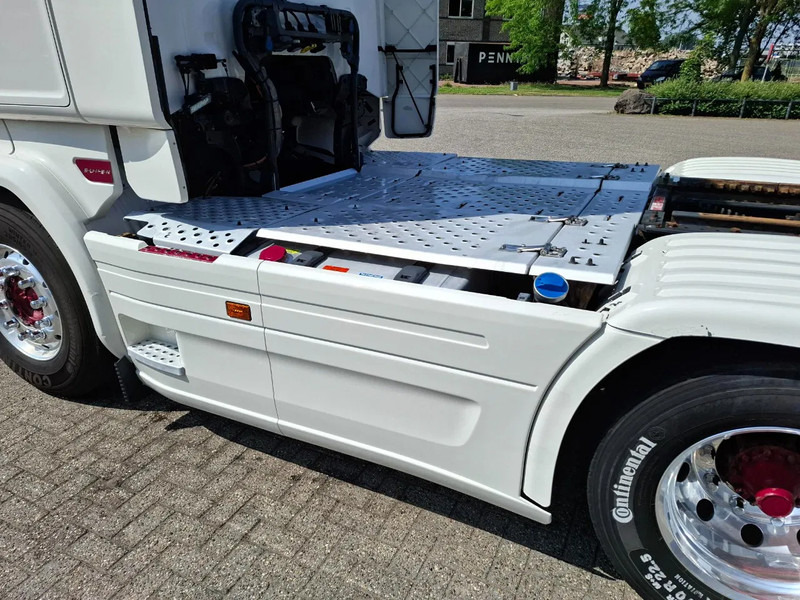 Tractor unit Scania R490 / BOOGIE / ONLY:638592 KM / ALCOA / LEATHER / XENON / SIDESKIRTS / AUTOMATIC / EURO-6 / 2015: picture 8