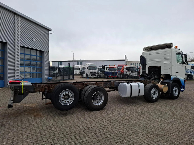 Volvo FH13-440 / RETARDER / LIFT+LENKACHSE / AIRCO / MANUAL / EURO-3 / 2006 - Cab chassis truck: picture 5 Volvo FH13-440 / RETARDER / LIFT+LENKACHSE / AIRCO / MANUAL / EURO-3 / 2006 - Cab chassis truck: picture 5