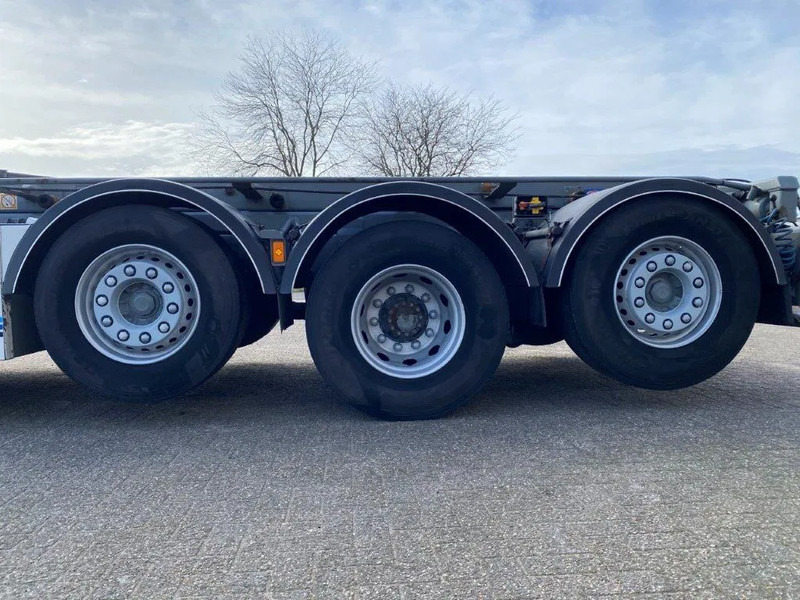 Volvo FH4-500 / 8X2 / VEB+ / DYNAMIC STEERING / FULL-AIR / 2XLIFT+LENKACHSE / TOP CONDITION / ONLY:488030KM / AUTOMATIC / EURO-6 / 201 leasing Volvo FH4-500 / 8X2 / VEB+ / DYNAMIC STEERING / FULL-AIR / 2XLIFT+LENKACHSE / TOP CONDITION / ONLY:488030KM / AUTOMATIC / EURO-6 / 201: picture 17