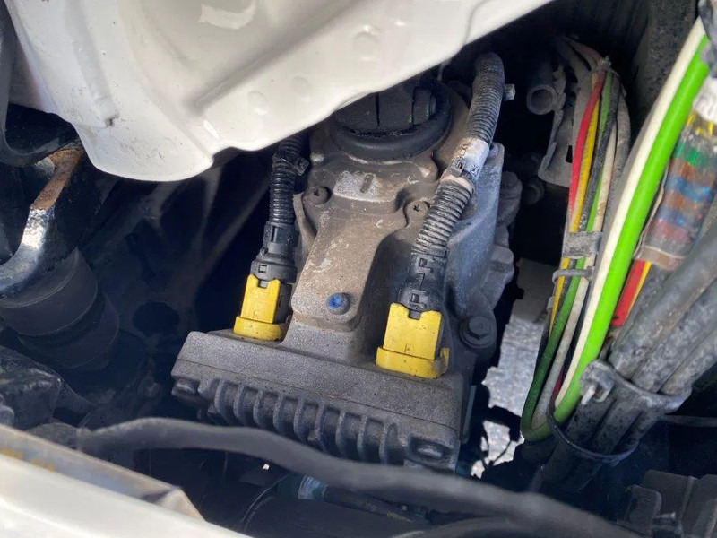 Volvo FH4-500 / 8X2 / VEB+ / DYNAMIC STEERING / FULL-AIR / 2XLIFT+LENKACHSE / TOP CONDITION / ONLY:488030KM / AUTOMATIC / EURO-6 / 201 leasing Volvo FH4-500 / 8X2 / VEB+ / DYNAMIC STEERING / FULL-AIR / 2XLIFT+LENKACHSE / TOP CONDITION / ONLY:488030KM / AUTOMATIC / EURO-6 / 201: picture 13